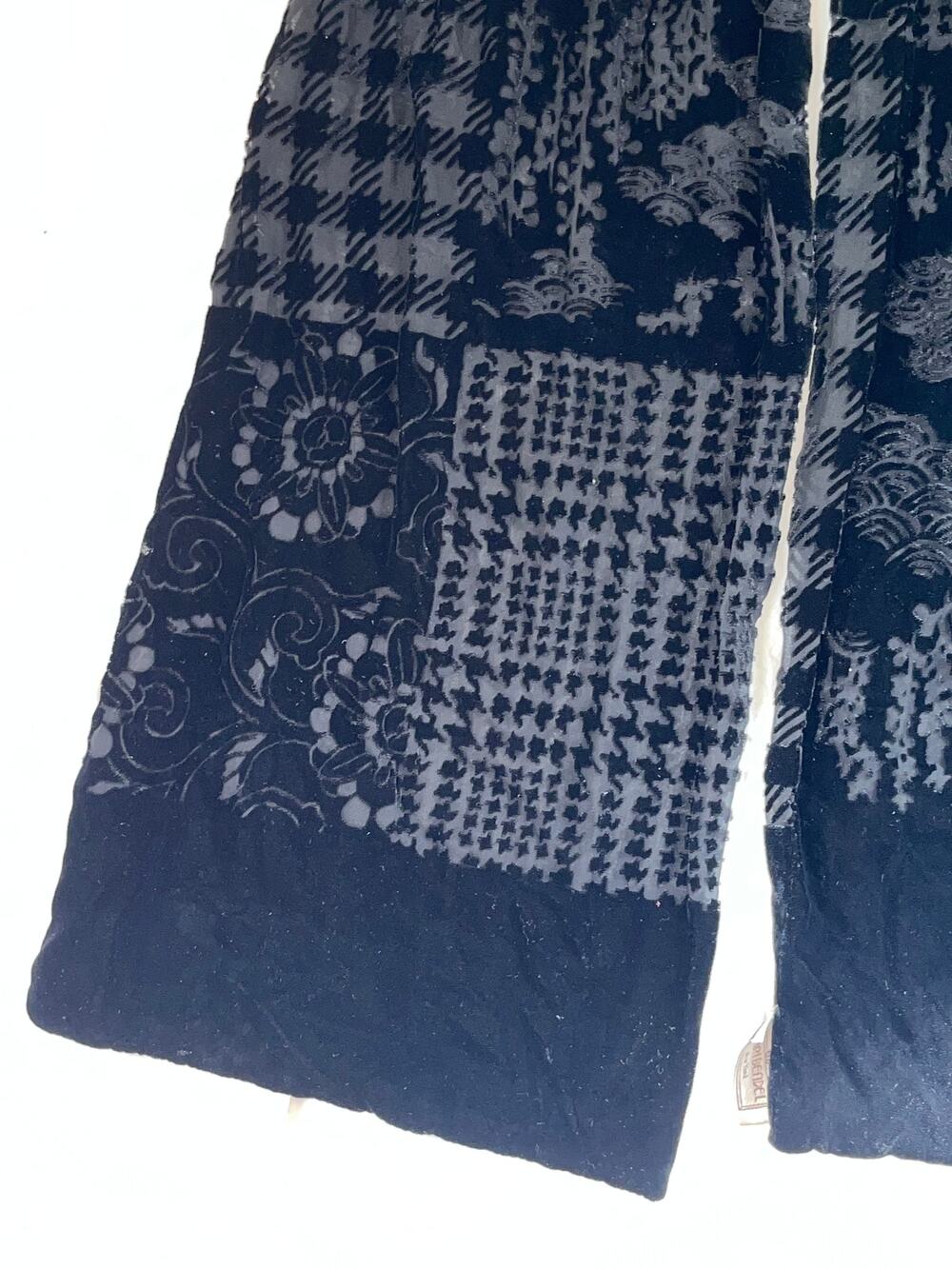 Henri Bendel Black Velvet Scarf - Vintage